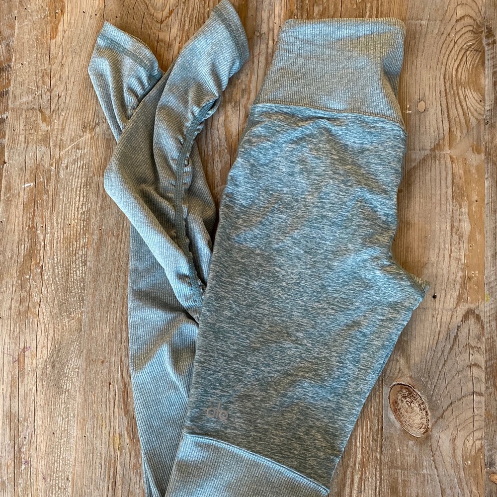 ❌SOLD❌ NWOT Alo Yoga Goddess leggings